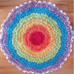 Tapis Rond Arc-en-ciel par Rito Krea - Modèle de Crochet : Tapis 102x102cm