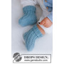 Chaussettes Dream in Blue par DROPS Design - Chaussettes pour bébés patron à tricoter taille 1/3 mois - 3/4 ans
